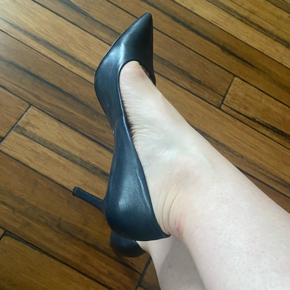 Dark Blue Size 12M Naturalizer Anna Heels - Great Condition!!